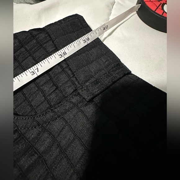 GEORGES RECH Vintage 1980s
Black Jacquard Grid Cigarette Pant - Picture 10 of 12